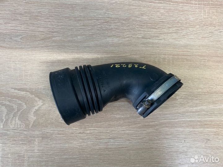 Патрубок дроссельной заслонки Peugeot 308 T7 1.6