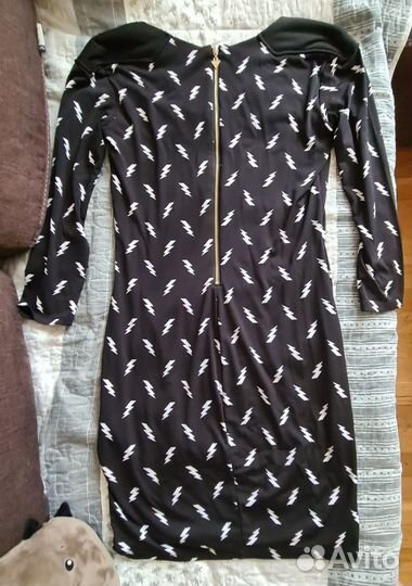 Платье Guess 44