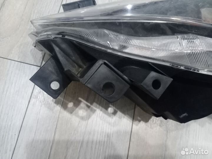 Фара правая mazda 3 bl