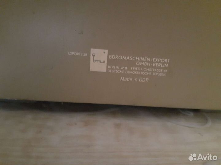 Пишущая машинка