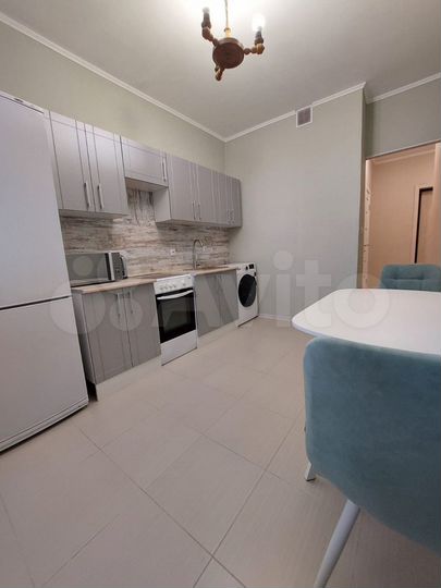 1-к. квартира, 38 м², 15/17 эт.