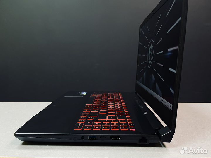 MSI Katana 144гц / i5-12500H / 16Gb / RTX 3050Ti