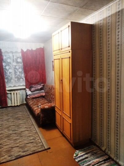 Комната 15 м² в 5-к., 4/5 эт.