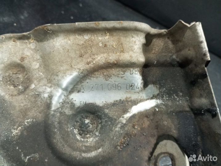 Кронштейн турбины Mercedes-Benz C-Class W204 271