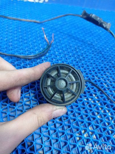 Динамик высокочастотный Audi A6C5 седан AGA 1997