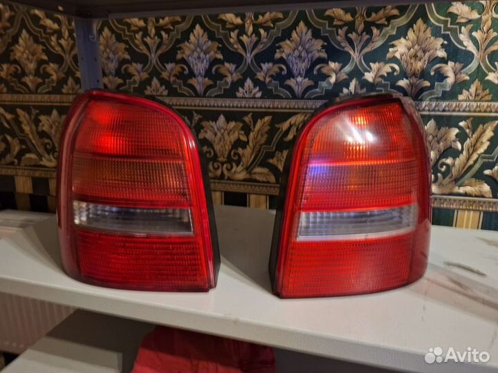 Audi A4 C5 задние фонари 8D9945096C 8D9945095D