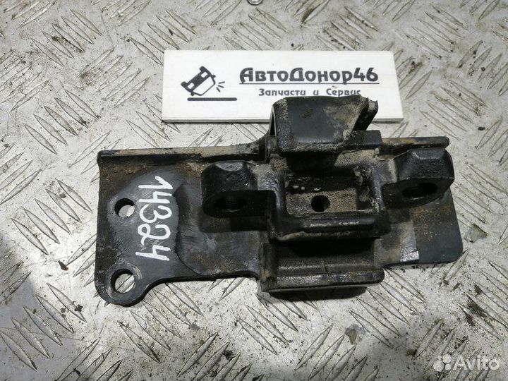 Опора, подушка кпп левая Nissan Teana J31