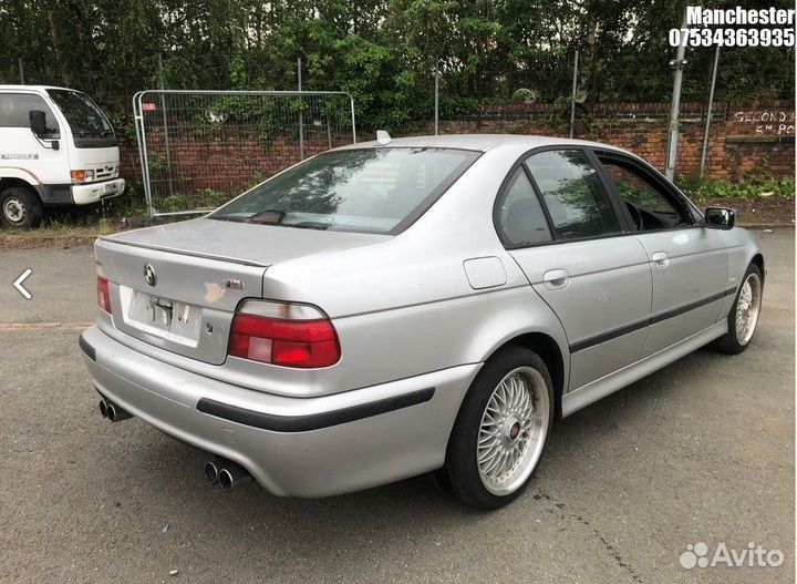 Задний бампер М5 + выхлоп + спойлер BMW E39