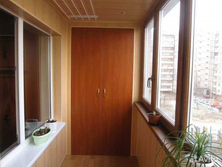 Остекление и отделка балконов