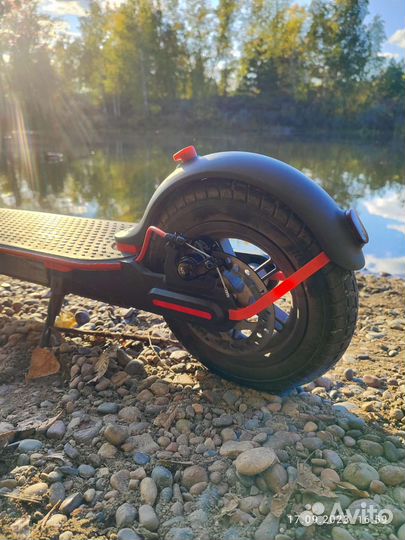 Электросамокат Xiaomi m365 pro