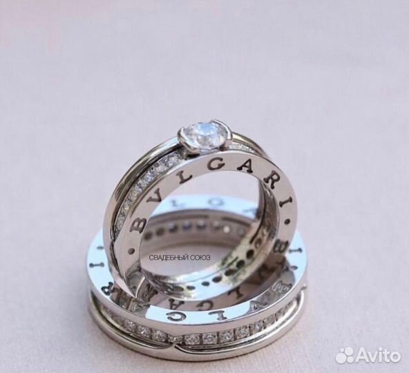 Золотые обручальные кольца Bulgari