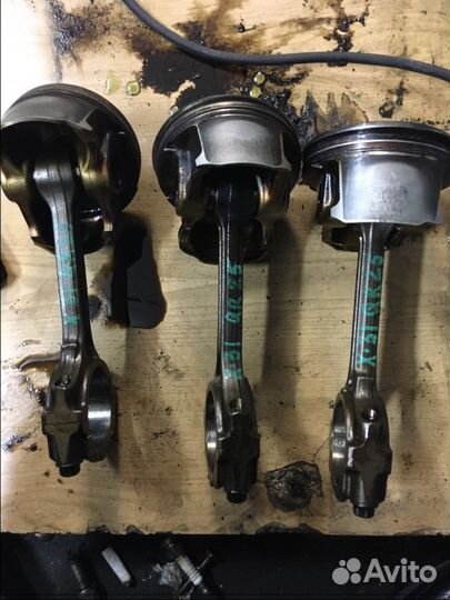 Поршни Nissan Xtrail T31 Teana QR25