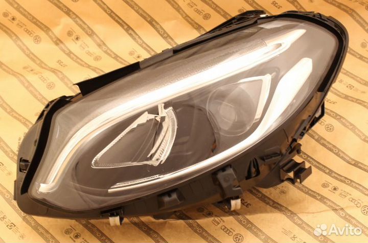Фара левая mercedes B W246 рест 16-18 full LED