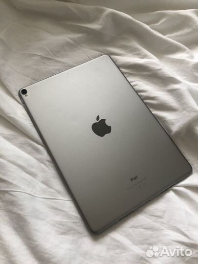 Планшет Apple iPad Pro 10.5 2017 WI FI