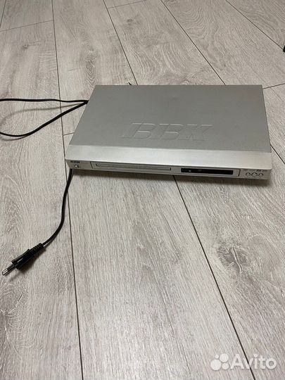 BBK dv311si DVD плеер