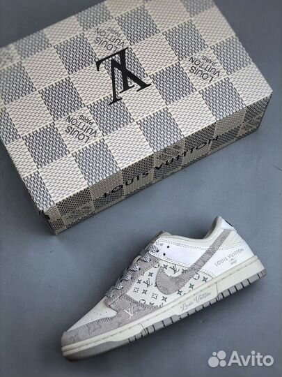 Кроссовки Nike Dunk Low