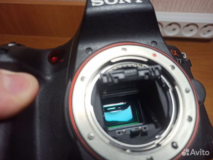 Sony a77