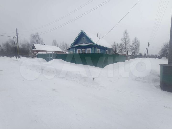 Дом 30 м² на участке 6 сот.