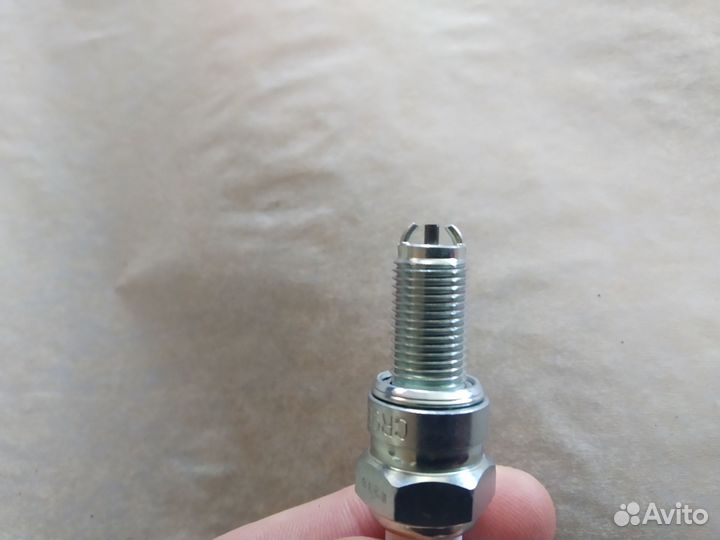 Продам свечи NGK CR9EK