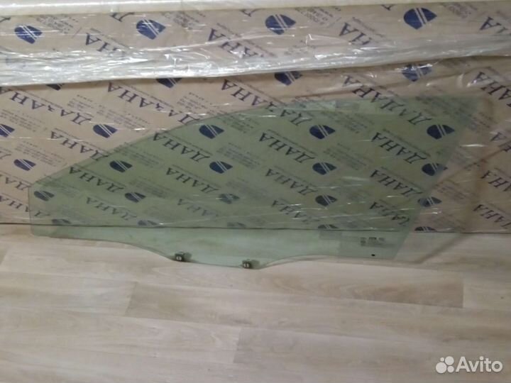 Стекло переднее левое Chevrolet lacetti