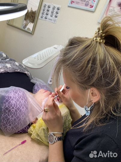 Индивидуальное обучение наращиванию ресниц