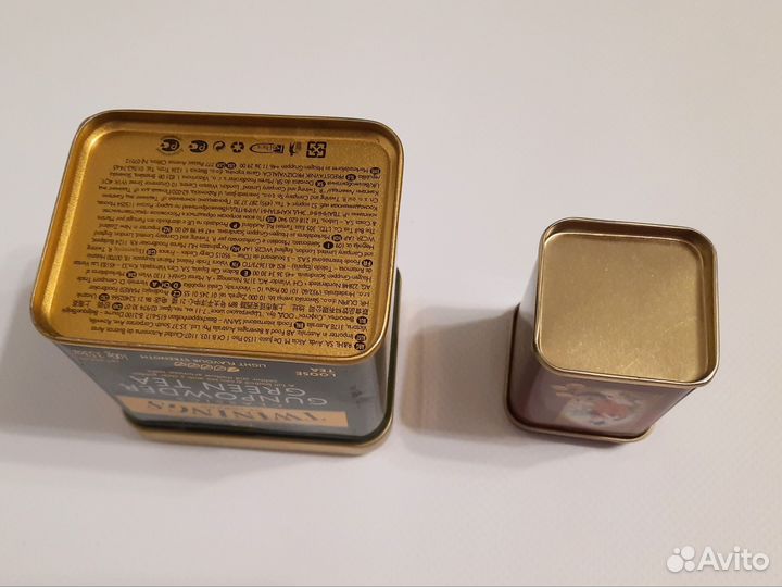 Жестяные банки из-под чая