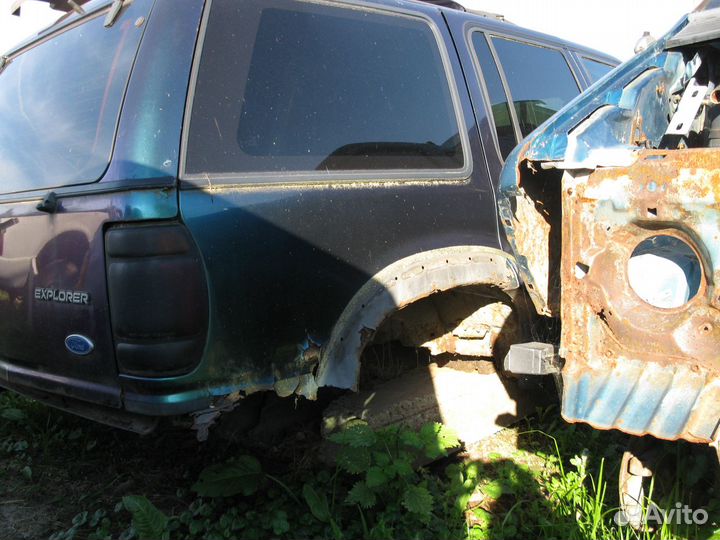 Ford Explorer 97 г. sohc, OHV