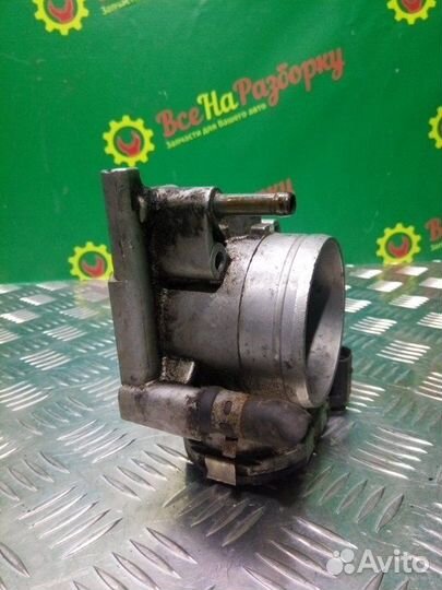 Дроссельная заслонка Volkswagen Passat B5+ седан