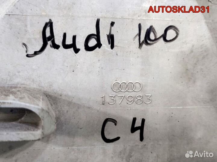 Указатель поворота левый жёлтый Audi 100 C4