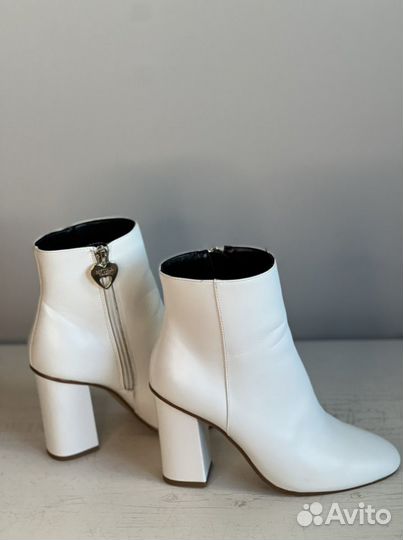 Ботильоны новые