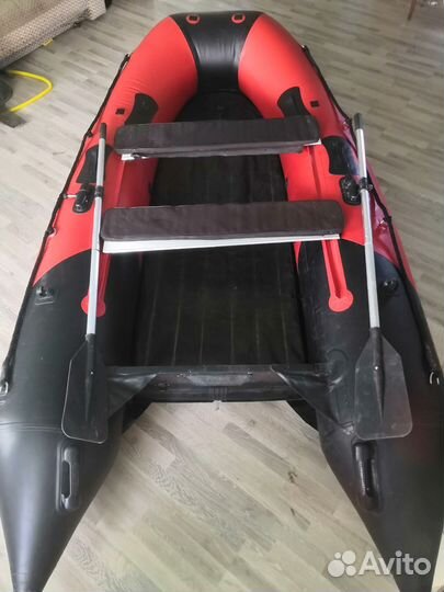 Лодка гладиатор нднд 330Е