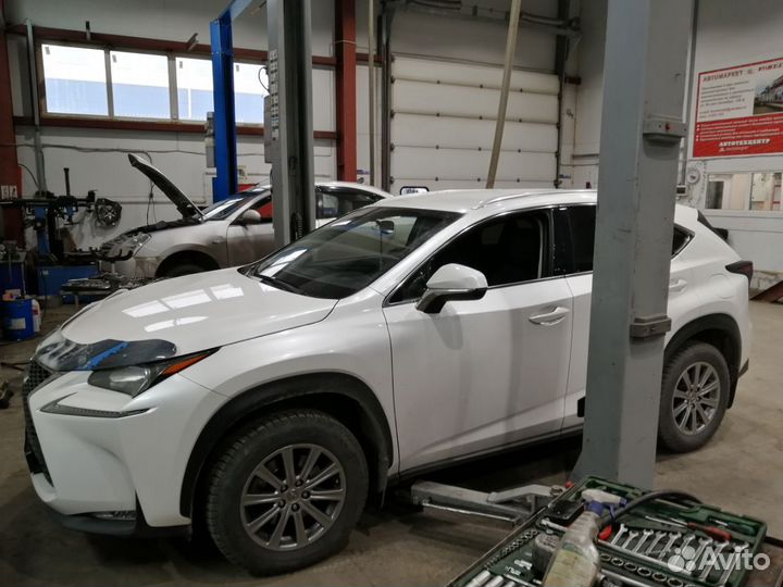 Ремонт подвески (прокачка стоек амортизаторов)