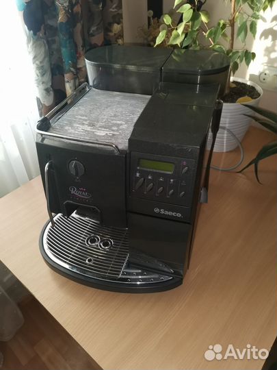 Кофемашина saeco royal