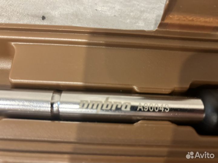 Ключ крест баллонный инерционный ombra a90043