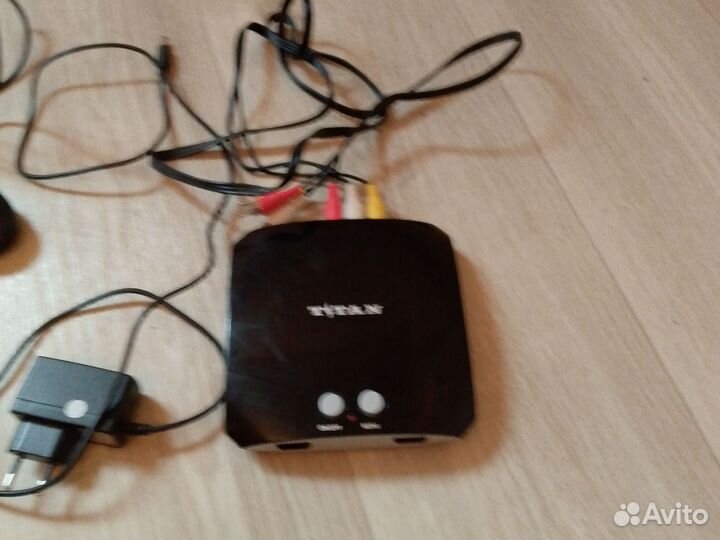 Игровая приставка Titan