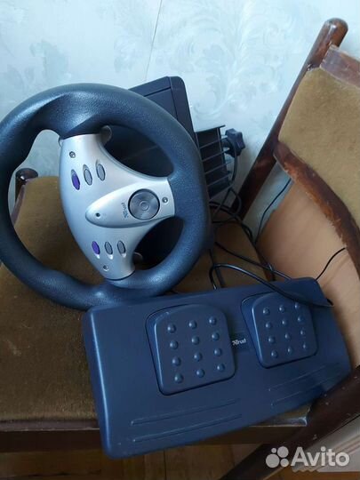 Игровой руль Trust