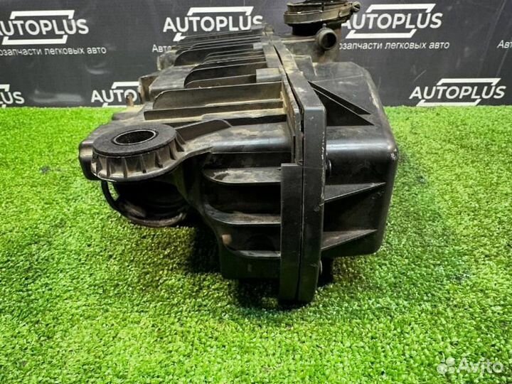 Корпус воздушного фильтра Peugeot 307 хэтчбек 1.6