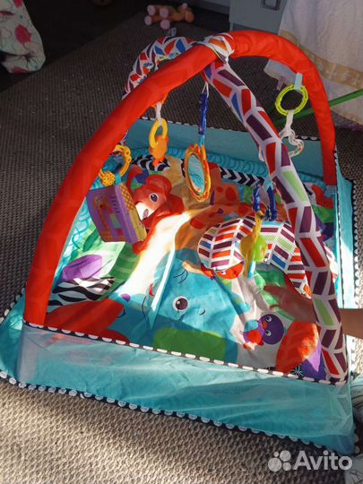 Развивающий коврик