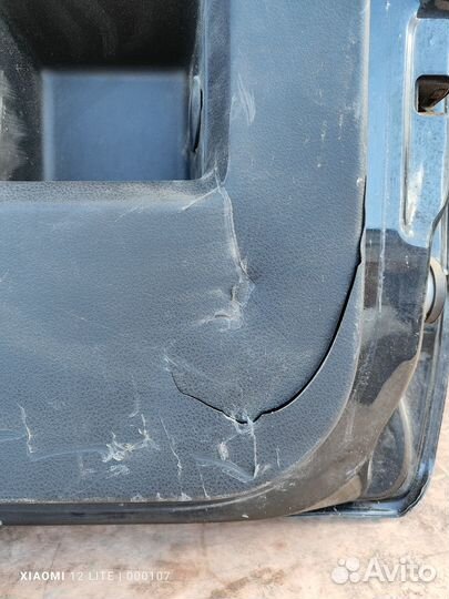 Дверь багажника Suzuki Escudo