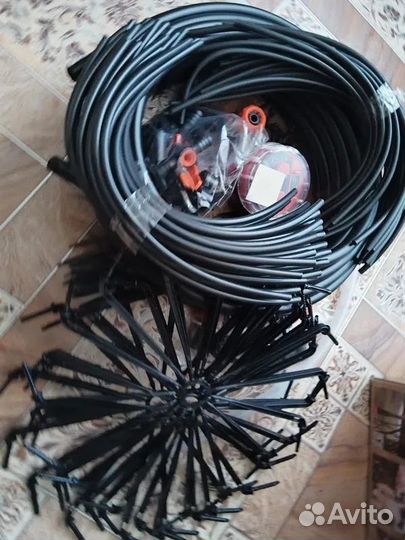 Капельный полив на 60 растений от емкости с таймер