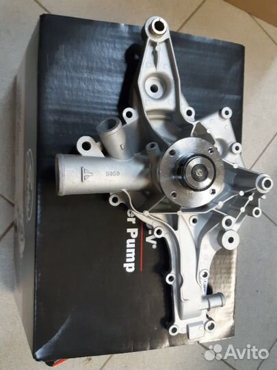 Помпа Mercedes Benz W 202/210/203/220