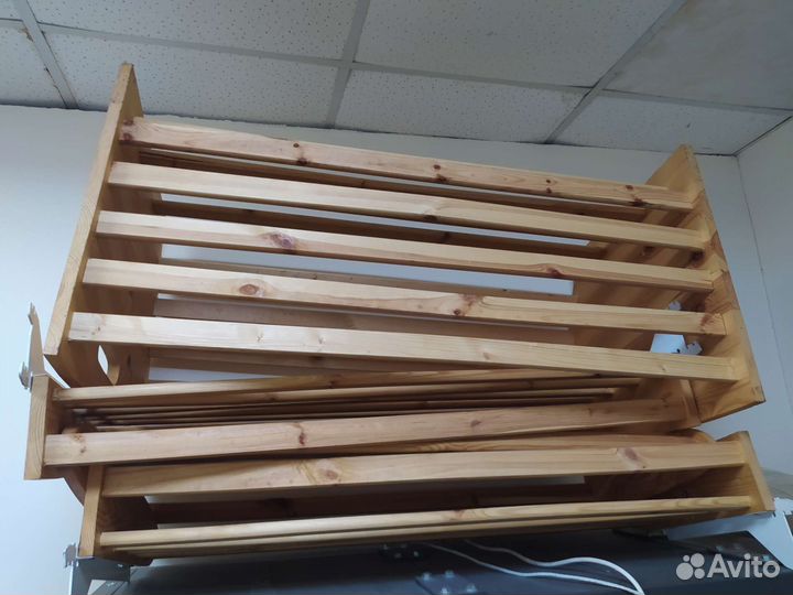 Полки деревянные