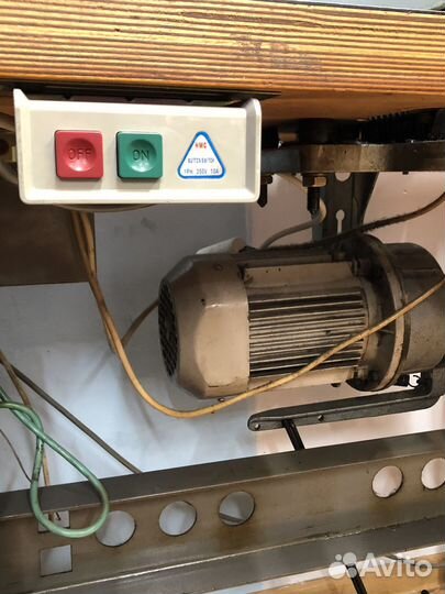 Промышленный оверлок агат, 5 ниточный