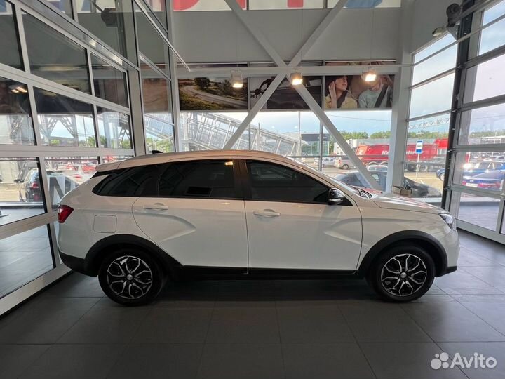 LADA Vesta Cross 1.6 CVT, 2021, 67 540 км