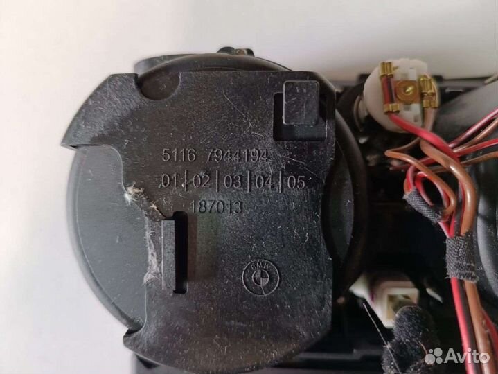 Беспроводное зарядное устройство BMW 7 G11/G12 oem