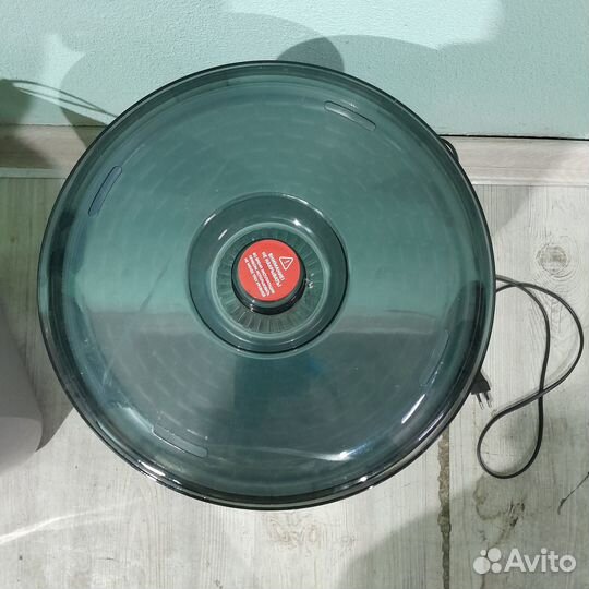 Электросушилка для фруктов и овощей 5 и 6 секций