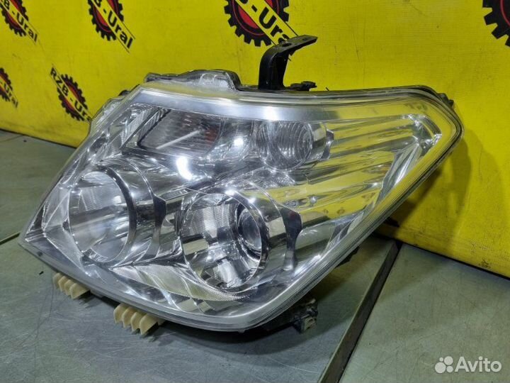 Фара левая Nissan Patrol