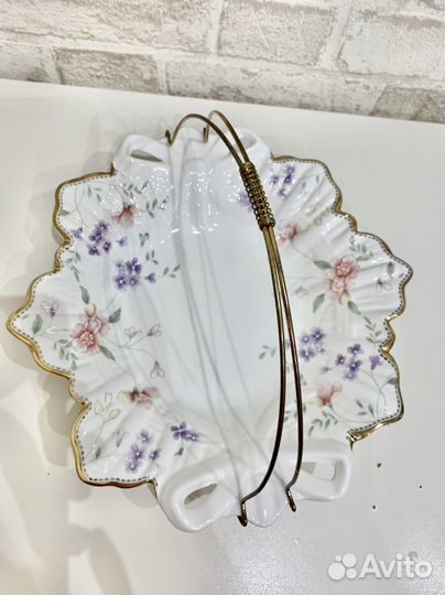 Конфетница фарфоровая 