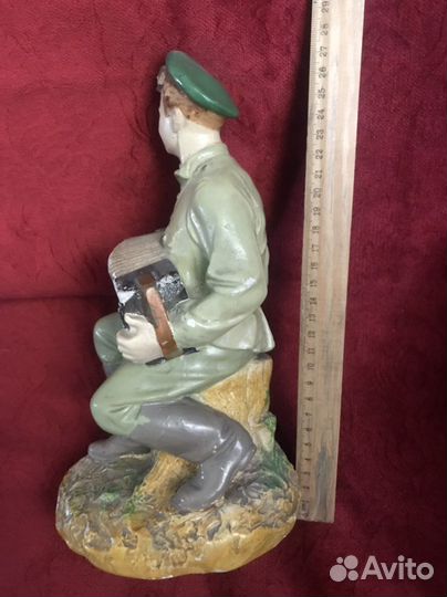 Статуэтка Иван Бровкин гипс СССР