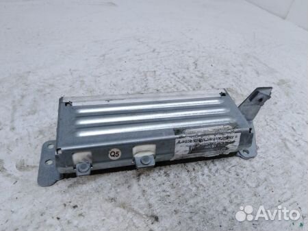 Подушка безопасности в сиденье заднее